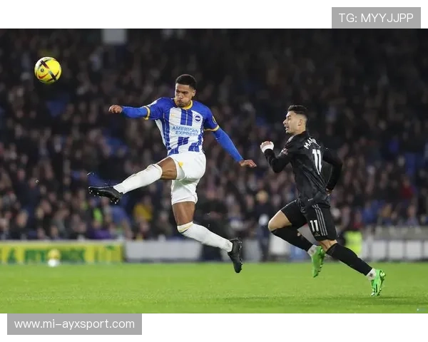 切尔西科尔维尔甩头攻门命中蓝军死忠集体跳起