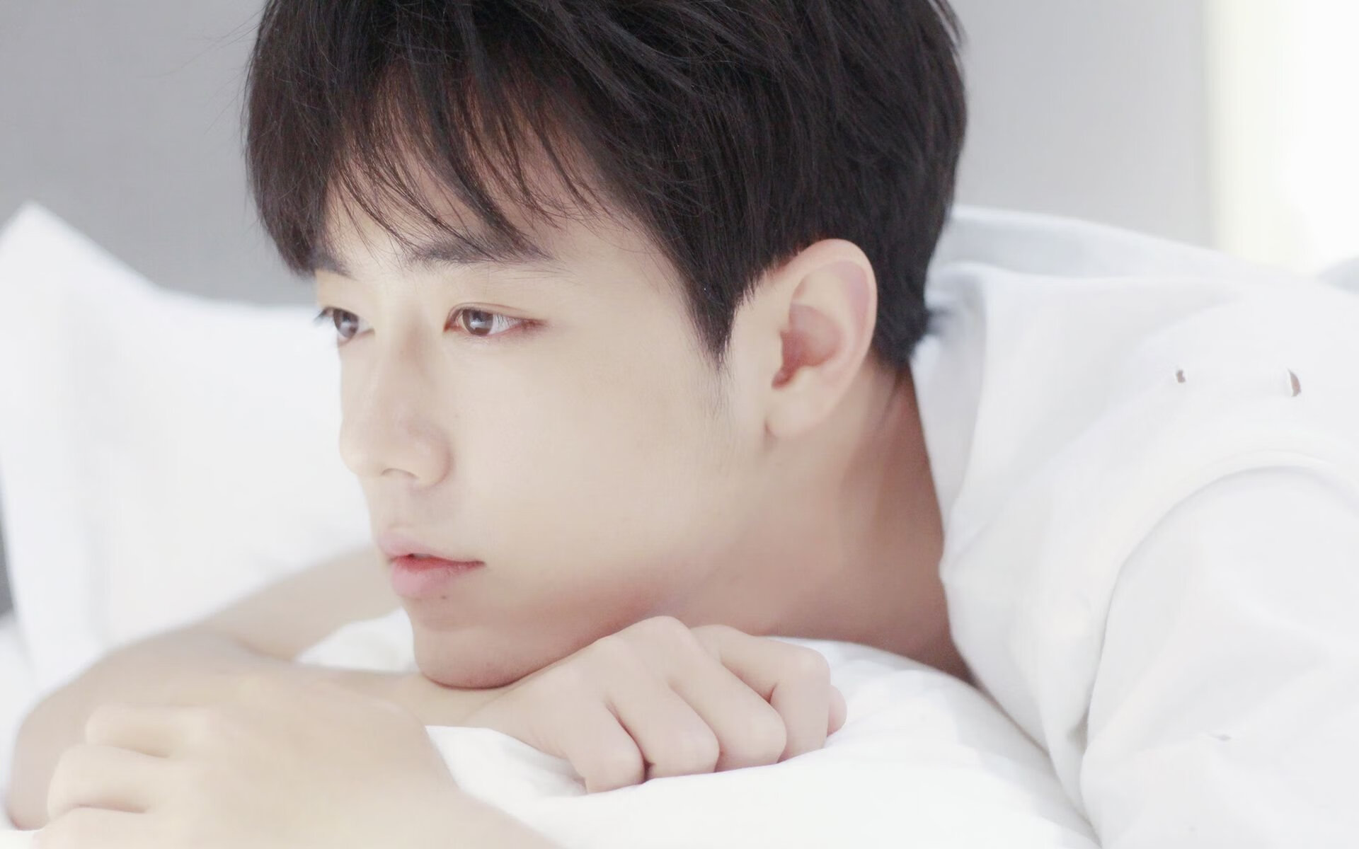 极限攀岩赛事在高原地区举行挑战升级，极限攀爬视频