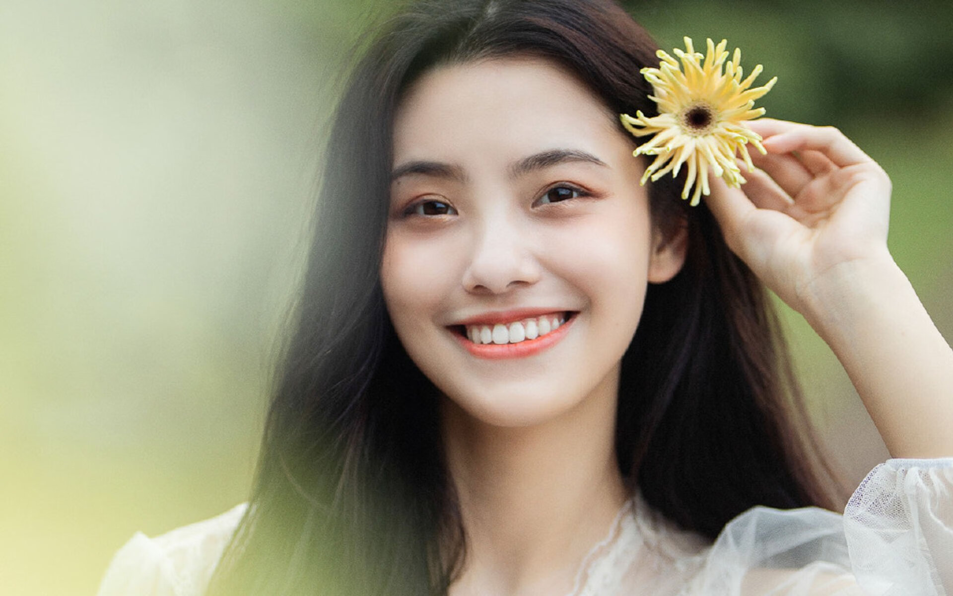 球员公开赛中展现多面才艺，营造人物多维形象，比赛球员名单